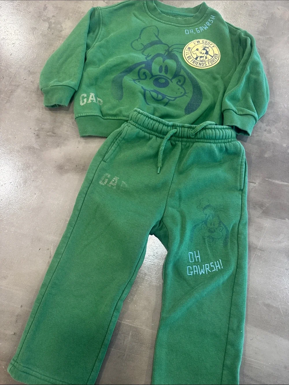 GAP Kids Green Goofy Fleece Jogging Set